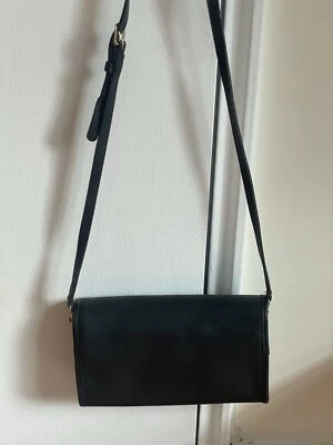 Bolso de hombro Coach vintage años 90 cuero negro con solapa Foto 1 de 4