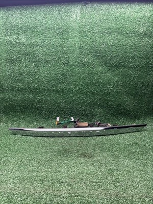 INFINITI Q50 2015 TAPA MALETERO TRASERO CROMO MOLDURA Con CÁMARA OEM 84810-4GZ0A Foto 1 de 4