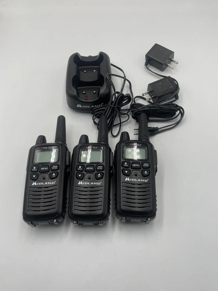Midland LXT633VP3 FRS Walkie Talkies - Image 1 of 4