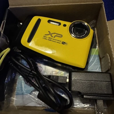FUJIFILM FINEPIX XP130 16.4 MP WiFi Waterproof Shockproof Digital Camera TESTED - Image 1 of 4