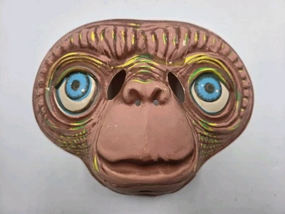 Vintage 1982 E.T. Extra Terrestrial Halloween Mask Universal Studios  - Image 1 of 4