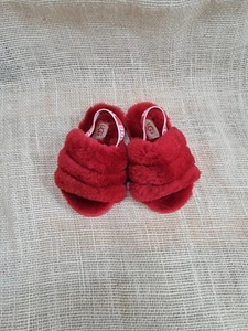 UGG Austrailia Toddler Fluff Yeah Slide Red Lamb Fur Size Y7 - Picture 1 of 4