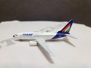 1/400 MALEV HUNGARIAN AIRLINES BOEING 737-700 2000'S COLORS HA-LOA PANDA MODELS - Bild 1 von 7
