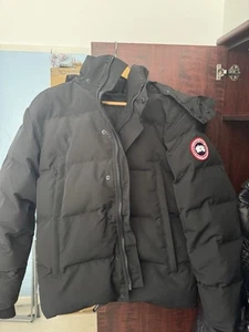 Canada Goose Men's Jacket Large - Picture 1 of 4