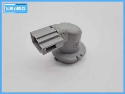 Original Renault Twingo I 1 (C06) Headlight turn signal lamp carrier L/R 3910084 - Image 1 of 4