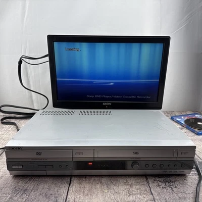Sony SLV-D560P DVD /VHS Player No Remote. Video Cable Included - Image 1 of 4