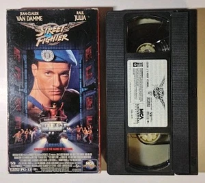 Street Fighter 1994 VHS Capcom Live Action Jean Claude Van Damme Raul Julia - Bild 1 von 2