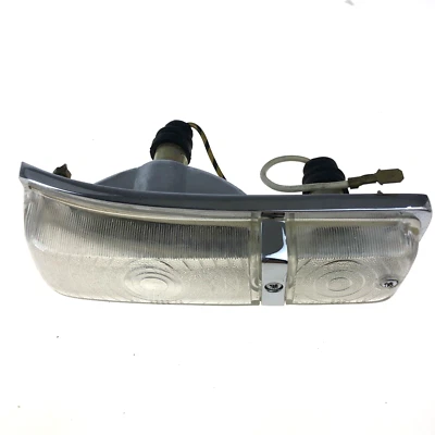 Alfa Romeo 2600 Berlina Front Turn Signal Altissimo Lens & Housing EURO CLEAR - Изображение 1 из 4