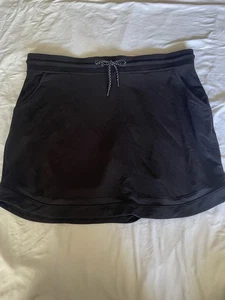St. John’s Bay Active French Terry Skort schwarz Gr. XL integrierte Shorts Kordelzug - Bild 1 von 7