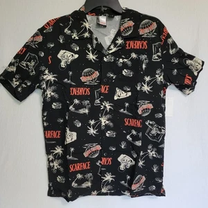 Camisa SCARFACE Para Hombres Talla PEQUEÑA Abotonada Estampado Completo NUEVA CON ETIQUETAS - Imagen 1 de 3