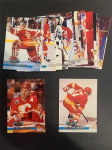 1993-94 Topps Stadium Club Calgary Flames Team Set 21 Cards - Picture 1 of 1