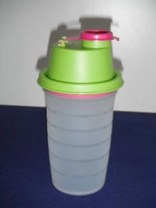 Tupperware Mix-Fix Shake Schüttelbecher Shaker 250ml grün - Bild 1 von 4