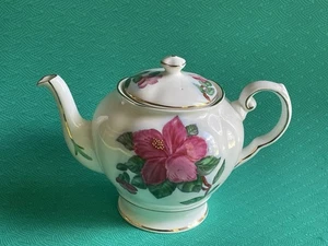 Tetera vintage toscana de hueso fino con flores hawaianas "hibisco rojo" - Imagen 1 de 6