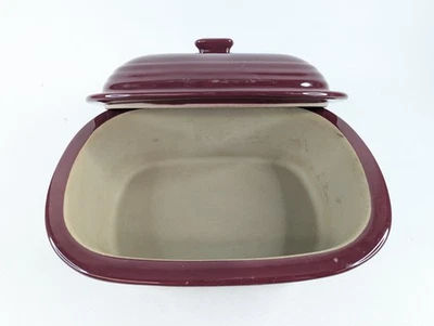Pampered Chef 3.1 Qt Dutch Oven Cranberry Baker Family Heritage New Traditions - Image 1 of 4