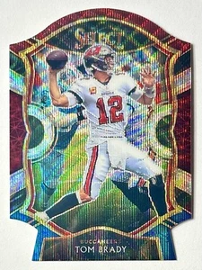 2020 Select Tom Brady RWB Wave Die-Cut Prizm rifrattore SP #1 rosso bianco blu NFL - Foto 1 di 12