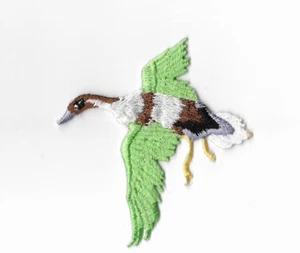 DUCKS UNLIMITED PATCH IRON ON or SEW ON FISHING HUNTING CAMPING - Picture 1 of 1