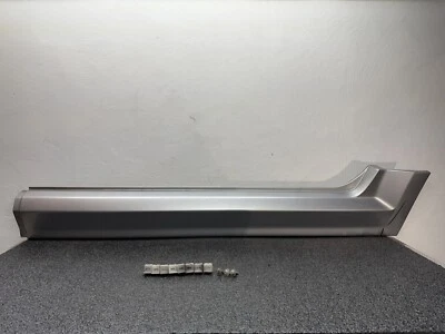 Cubierta de moldura de panel basculante inferior pasajero derecho Honda Element SC 2007-2008 FABRICANTE DE EQUIPOS ORIGINALES Foto 1 de 4