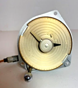 Vintage The Geo Borg Corp. Chicago, IL Car Dashboard Clock - Picture 1 of 5