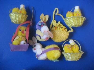 Vtg Easter Pom Pom Decorations 7 Chicks Rabbits Bunny Google Eyes Felt Yarn Lot - Picture 1 of 12