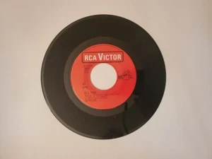 Jim Reeves - Old Tige / Distant Drums (Vinyl Record) - Picture 1 of 2