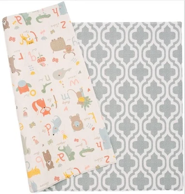 NUEVO Cuidado del Bebé Azul Marroquí 82'' x 55"" Reversible Impermeable Alfombra de Juego Foto 1 de 3