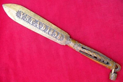 CUCHILLO OBJETO DE ARTE POPULAR ESTILO BOWIE 15" TALLADO ÚNICO CON NOMBRE Y FECHA 1898 Foto 1 de 4