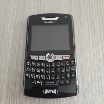 Smartphone BlackBerry 8800 vintage  Quad Band Bluetooth  Qwerty GSM usato - Immagine 1 di 4