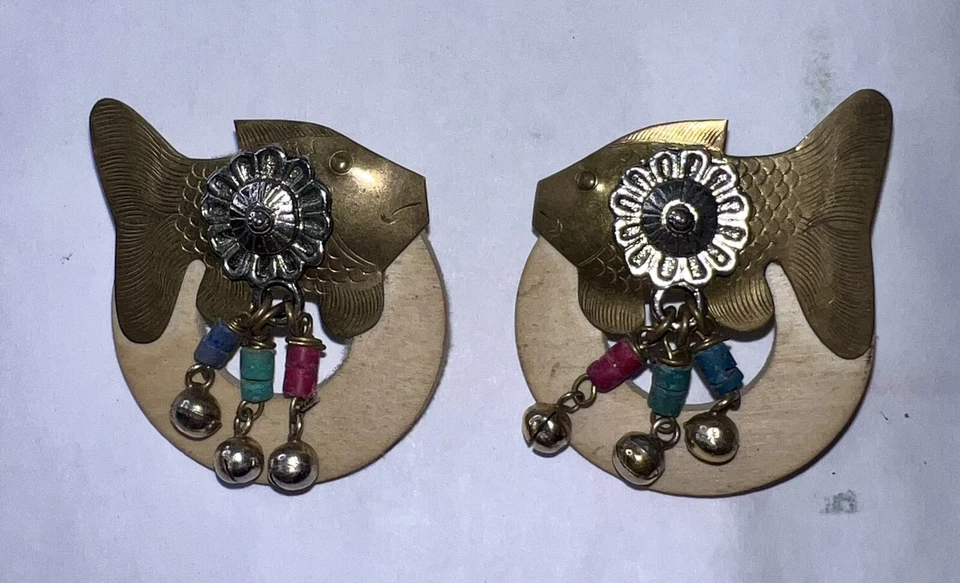 Pendientes de pez de latón aro de madera colgantes estrellas de mar grabado metal náutico vintage 16p Foto 1 de 4