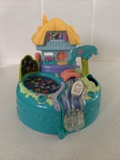 Vintage Polly Pocket Disney Alice In Wonderland Play Set Bluebird 1996