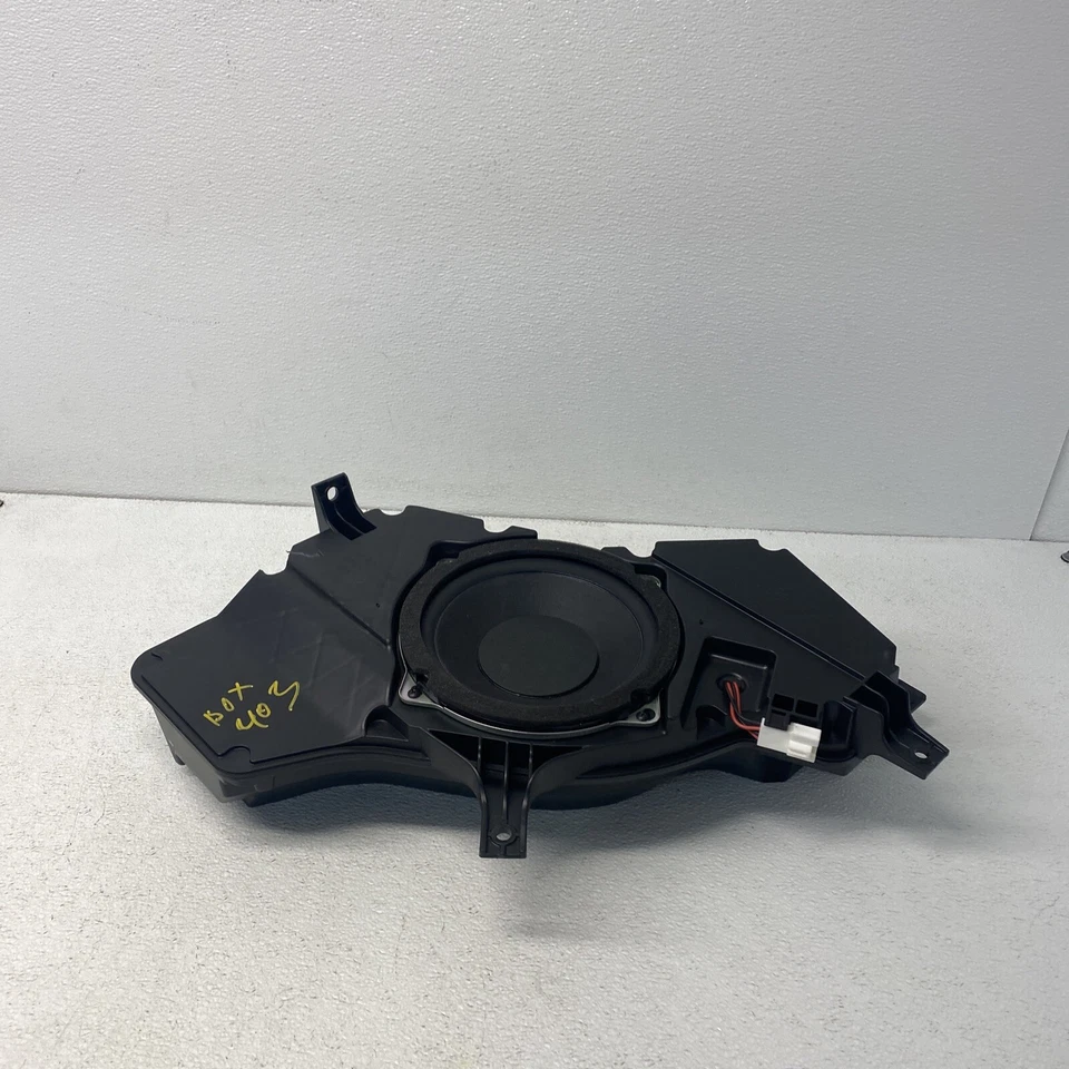 2013-2017 Hyundai Veloster Subwoofer Speaker Assembly 96380-2V100 OEM 13-17 - Image 1 of 4