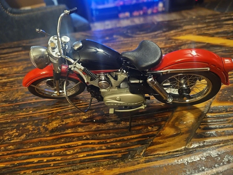 Harley Davidson XL Sportster 1957 Franklin como nuevo modelo de motocicleta 1:10 Foto 1 de 4