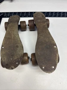47 Official Roller Derby Skates Metal 4 Wheels Size 11 Old Vintage Bottom Only - Picture 1 of 16
