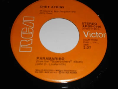 CHET ATKINS NM Fiddlin' Around 45 Paramaribo RCA APB0-0146 7" Johnny Gimble - Image 1 of 2