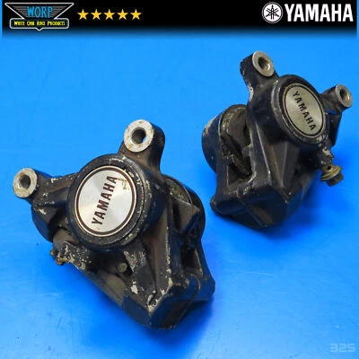 JUEGO DE PINZAS DE FRENO DE DISCO DELANTERAS YAMAHA FZ600 1984-85 ORIGINALES OEM IZQUIERDA DERECHA Foto 1 de 4