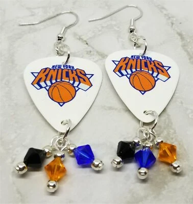 Pendientes de selección de guitarra NBA New York Knicks con colgantes de cristal de Swarovski Foto 1 de 4