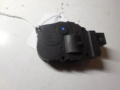 Caja de motor 929888G calefacción 2003-13 Mercedes-Benz R230 SL500 SL550 E90 BMW Foto 1 de 4