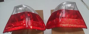BMW E46 SERIE 3 98 COPPIA FANALI POSTERIORI BIANCO ROSSO - Picture 1 of 1