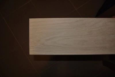 Muestra de madera de roble - roble europeo de primera clase: cera dura-aceite, barniz o madera en bruto. Foto 1 de 2