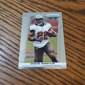 Figurina Calcio 2013 Panini Prizm #150 Doug Martin Tampa Bay Buccaneers - Foto 1 di 2