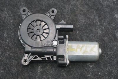 Motor regulador ventana puerta delantera izquierda OEM 87827012 Cadillac Escalade Esv 2023 Foto 1 de 4