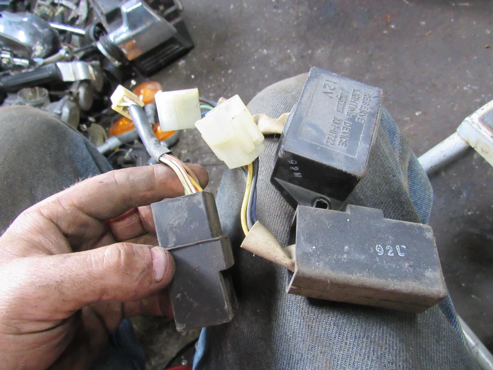 Yamaha XS750 1979 relés eléctricos especiales Foto 1 de 1