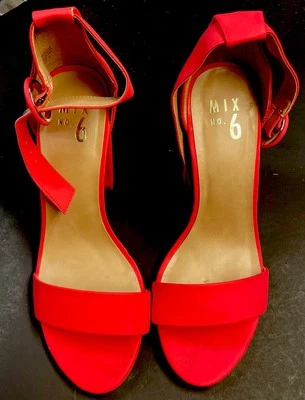 Sandalias de tacón de aguja de charol beige con correa al tobillo Blaire Material para niña y mujer, EE. UU. 9 Foto 1 de 4