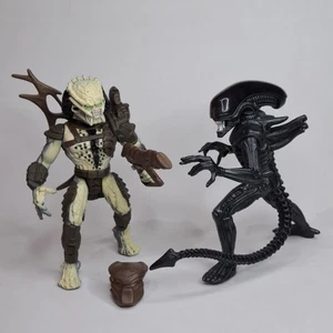 Aliens Vs Predator Renegade Predator + Warrior Alien Figur Kenner 1993 (C) - Bild 1 von 15
