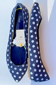 NWT GAP Genuine Navy Suede Polka Dot Flats Ballet 8.5 Pointed Toe Cushioned - Picture 1 of 14