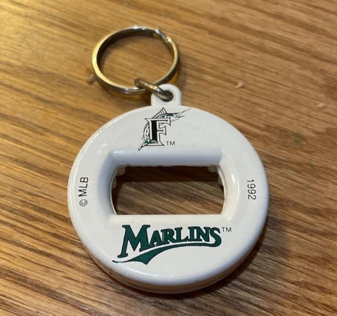 Vintage 1992 MLB Florida Marlins Bev Key 3-in-1 keychain can/bottle opener-1.75" Cover