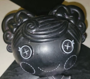 LALALOOPSY TRACE E GARABATOS NEGROS DIBUJO EN MUÑECA CON VESTIDO FUERA DE CAJA RARO - Imagen 1 de 8