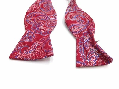 Vestido masculino gravata borboleta ajustável seda azul paisley vermelho condessa Mara US$ 100 - Imagem 1 de 4
