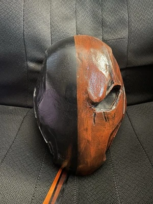 Wearable Deathstroke Slade Wilson DC Comics Mask Cosplay - Image 1 of 3