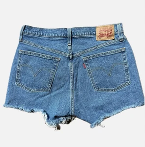 Levi's Classic Blue Medium Wash Denim 501 Jeansshorts 30 - Bild 1 von 8