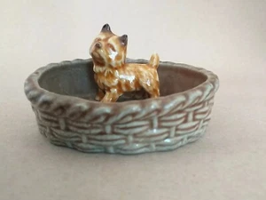 Wade Pottery-Scotty Dog in a basket. - Picture 1 of 8
